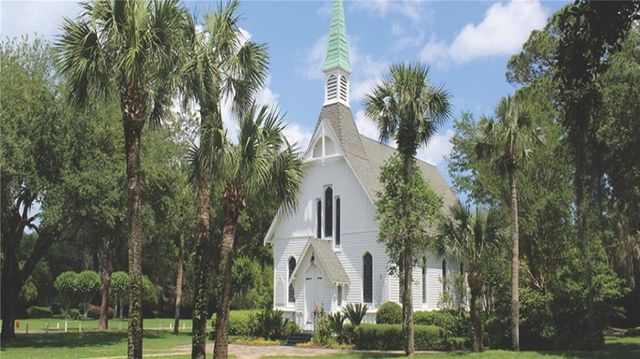 105 Gascoigne Ave 103, St Simons Island, GA 31522