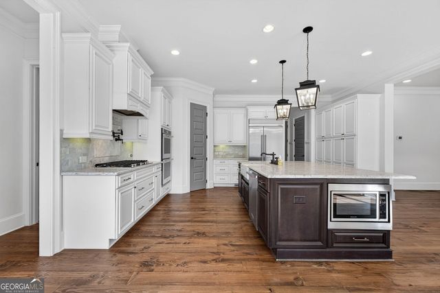 829 Christopher Road, Sharpsburg, GA 30277