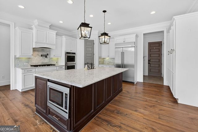 829 Christopher Road, Sharpsburg, GA 30277