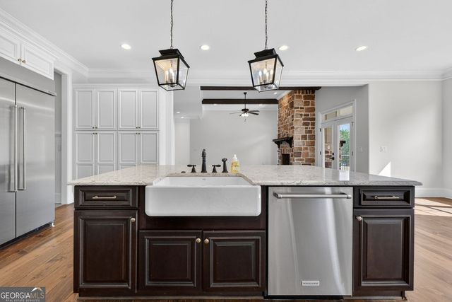 829 Christopher Road, Sharpsburg, GA 30277