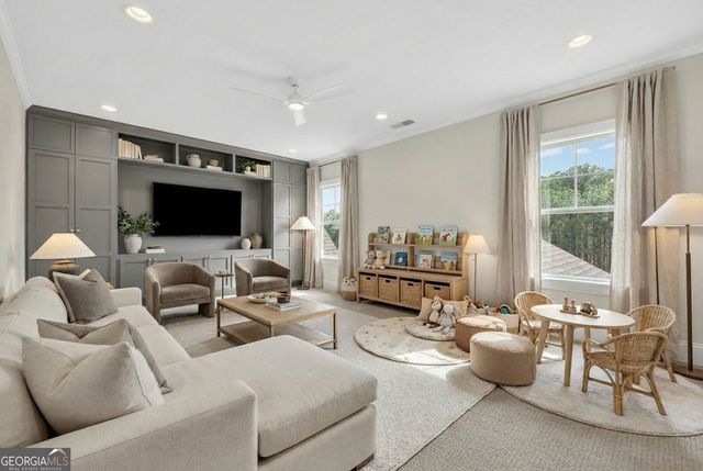 829 Christopher Road, Sharpsburg, GA 30277