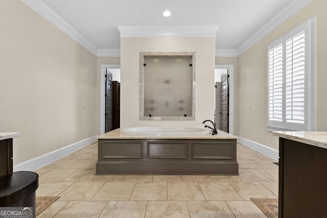 829 Christopher Road, Sharpsburg, GA 30277