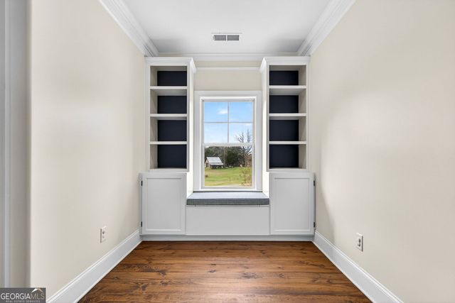 829 Christopher Road, Sharpsburg, GA 30277