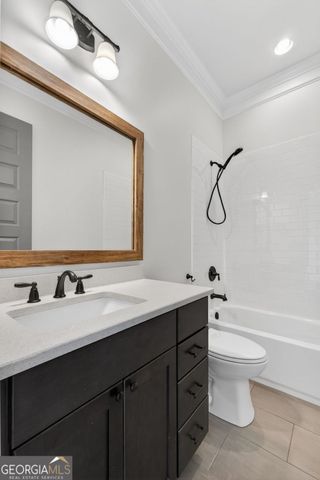 829 Christopher Road, Sharpsburg, GA 30277