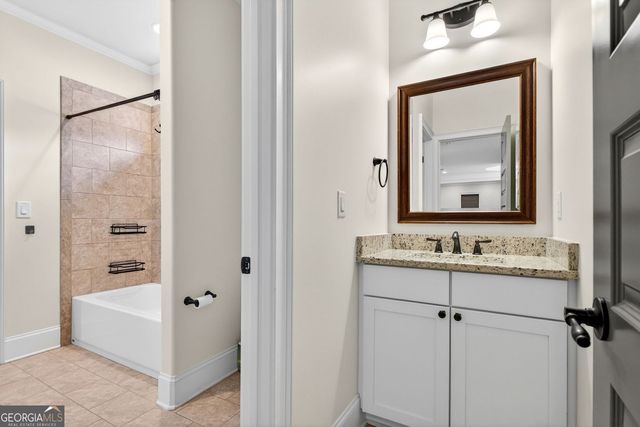 829 Christopher Road, Sharpsburg, GA 30277