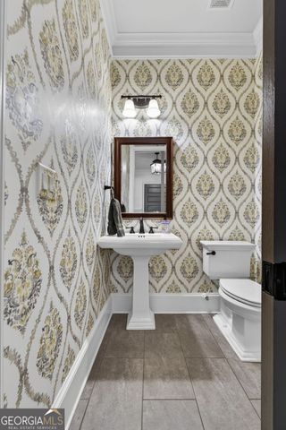 829 Christopher Road, Sharpsburg, GA 30277