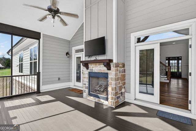 829 Christopher Road, Sharpsburg, GA 30277