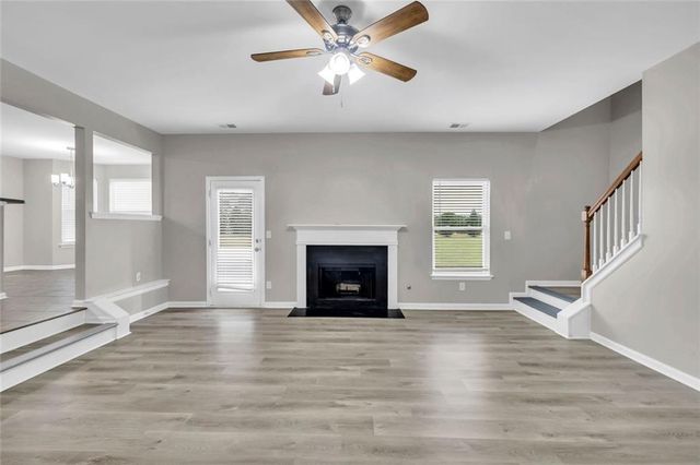 109 Kentucky Way, Mcdonough, GA 30252