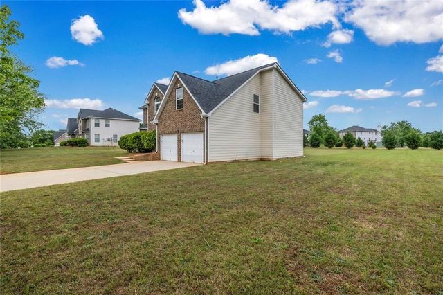 109 Kentucky Way, Mcdonough, GA 30252