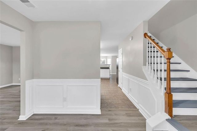 109 Kentucky Way, Mcdonough, GA 30252