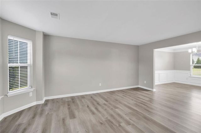 109 Kentucky Way, Mcdonough, GA 30252