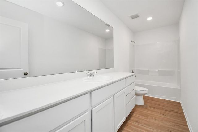 4151 Brazos Brook Trail, Baytown, TX 77521