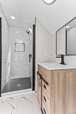 17554 Wisconsin Street, Detroit, MI 48221