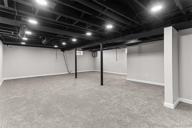 17554 Wisconsin Street, Detroit, MI 48221