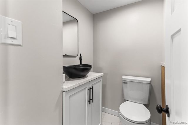 17554 Wisconsin Street, Detroit, MI 48221