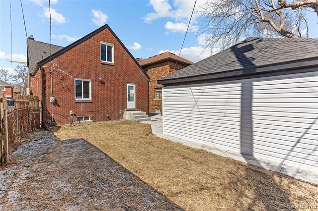 17554 Wisconsin Street, Detroit, MI 48221