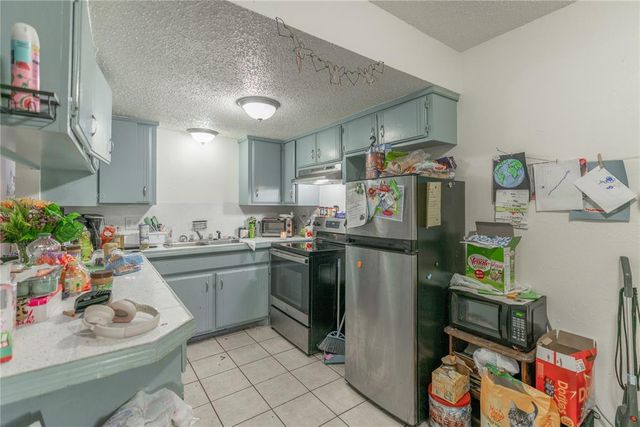 1004 Acacia Circle, Noble, OK 73068