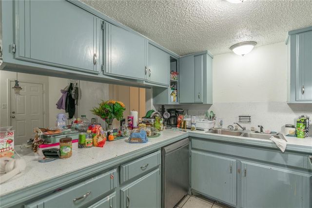 1004 Acacia Circle, Noble, OK 73068