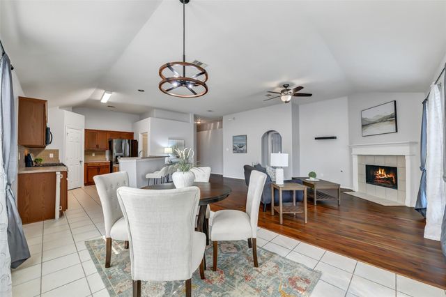 706 St Croix Street, Alvin, TX 77511