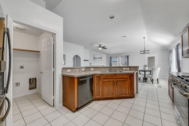 706 St Croix Street, Alvin, TX 77511