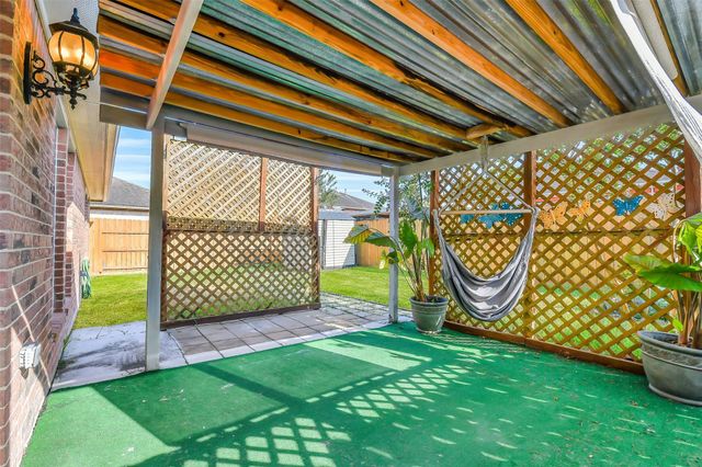 706 St Croix Street, Alvin, TX 77511