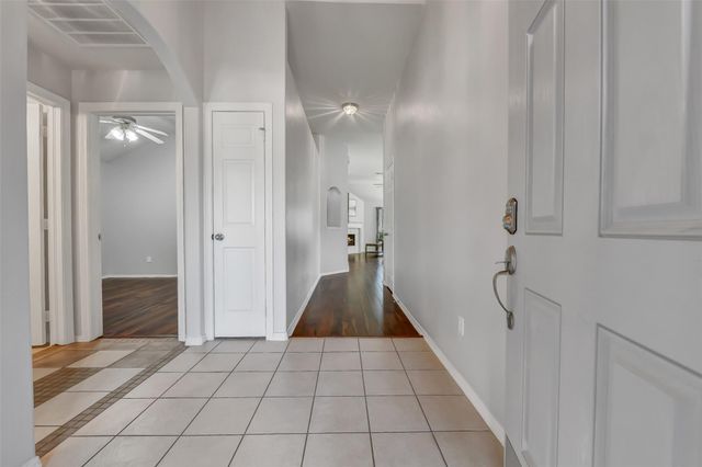 706 St Croix Street, Alvin, TX 77511