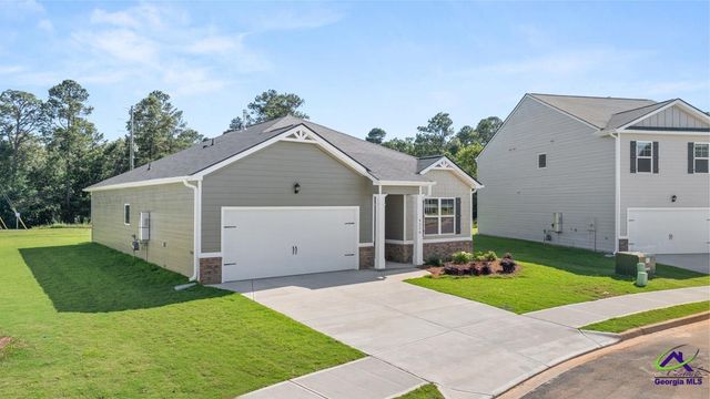 1119 Adirondac Way, Bonaire, GA 31005