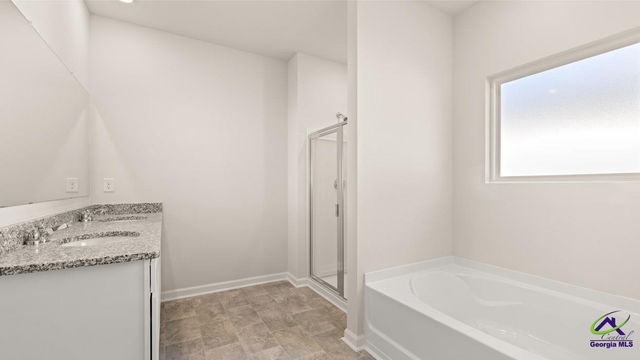 1119 Adirondac Way, Bonaire, GA 31005