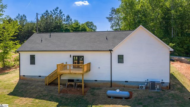 160 Holmes Drive, Spartanburg, SC 29303