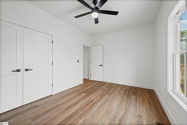 160 Holmes Drive, Spartanburg, SC 29303