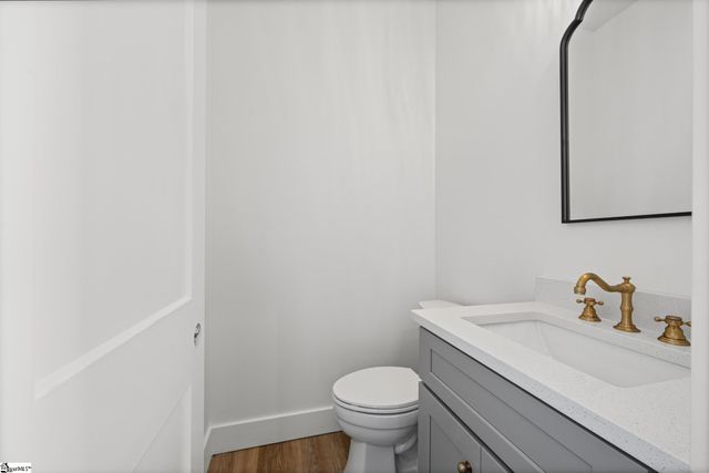 160 Holmes Drive, Spartanburg, SC 29303