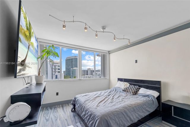 1345 Lincoln Rd 1105, Miami Beach, FL 33139