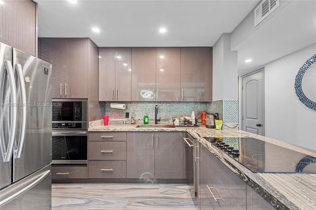 1345 Lincoln Rd 1105, Miami Beach, FL 33139