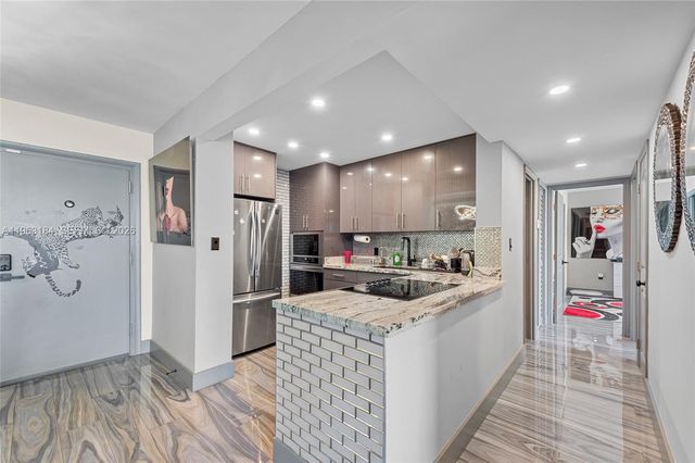 1345 Lincoln Rd 1105, Miami Beach, FL 33139