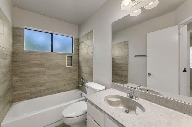 1808 Prairie Star LN, Round Rock, TX 78664