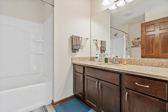 N42W22770 Beacon COURT, Pewaukee, WI 53072