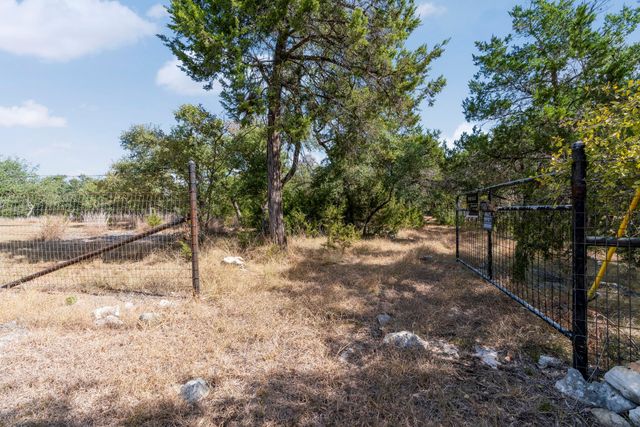 1930 S Rainbow Ranch RD, Wimberley, TX 78676