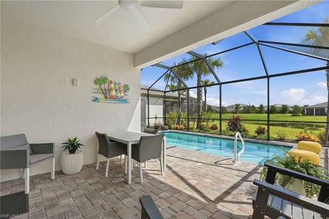 1880 Sierra CT, Naples, FL 34120