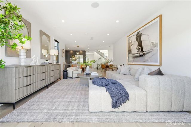 554 18th Avenue, San Francisco, CA 94121