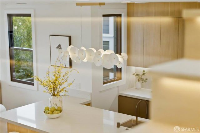 554 18th Avenue, San Francisco, CA 94121