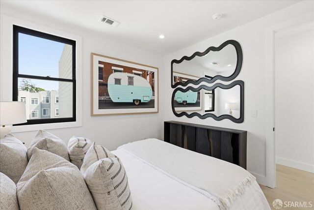 554 18th Avenue, San Francisco, CA 94121