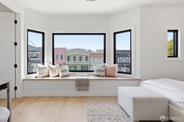 554 18th Avenue, San Francisco, CA 94121