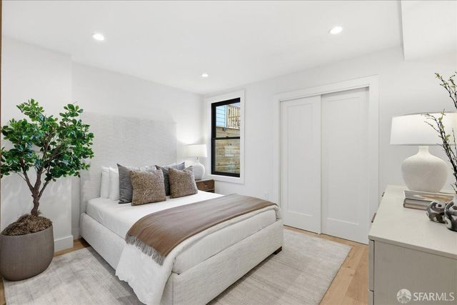 554 18th Avenue, San Francisco, CA 94121