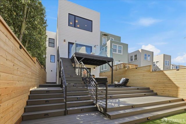 554 18th Avenue, San Francisco, CA 94121