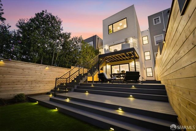 554 18th Avenue, San Francisco, CA 94121