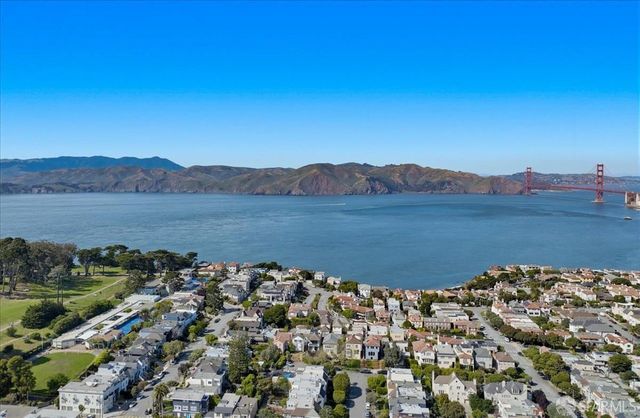 554 18th Avenue, San Francisco, CA 94121