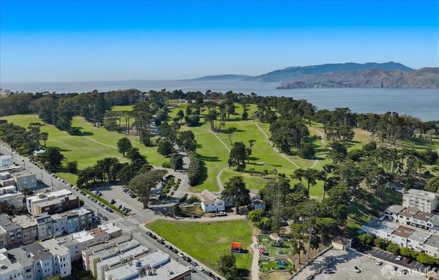 554 18th Avenue, San Francisco, CA 94121