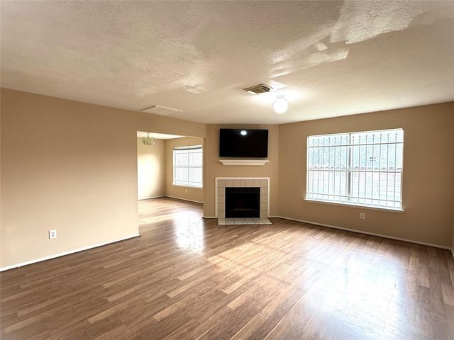 9023 Kalewood Drive, Houston, TX 77099