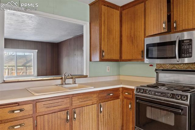 1522 Kingsley Drive, Colorado Springs, CO 80909