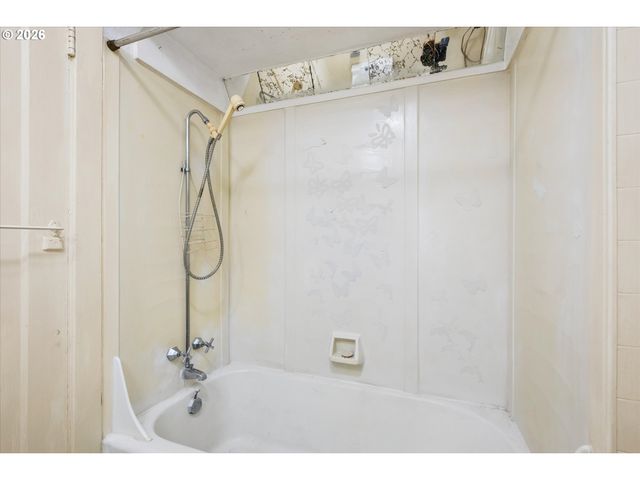 663 VAN BUREN St, Eugene, OR 97402